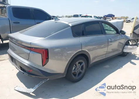 2025 Kia K4 Lxs from USA, damaged, VIN 3KPFT4DE9SE107573